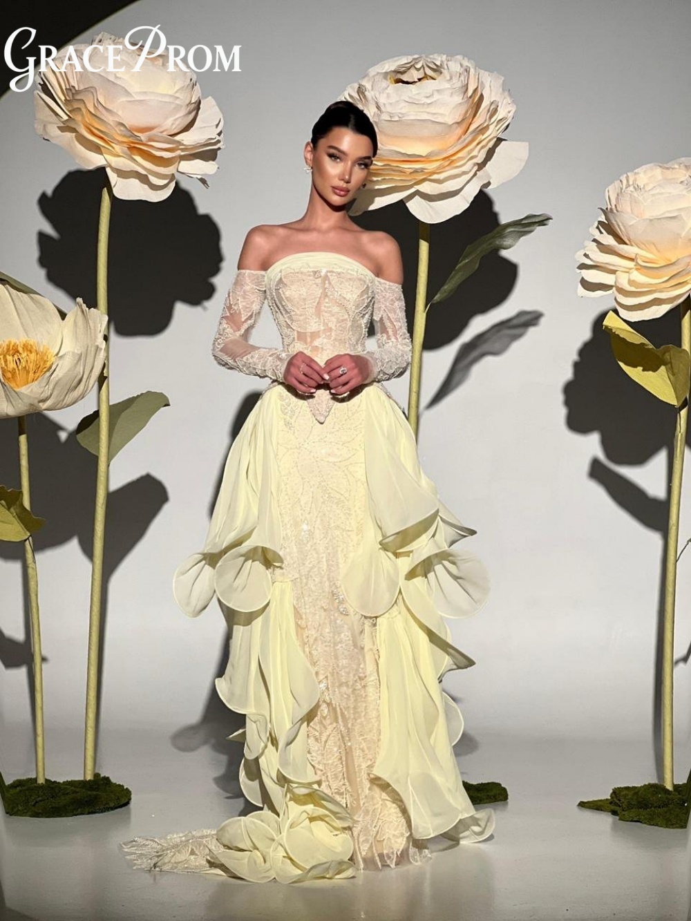 Embroidery Yellow Dress - Prachtige botergele galajurk 2026 Premium off-shoulder